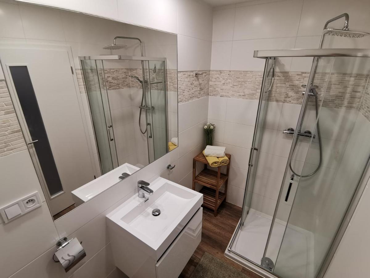 Apartmany 91 Bozi Dar Luaran gambar